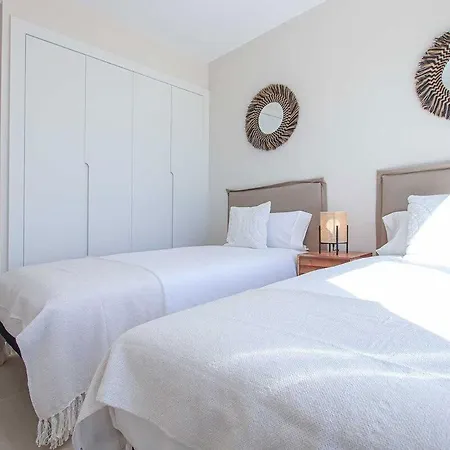 Vanian Gardens Penthouse Daire