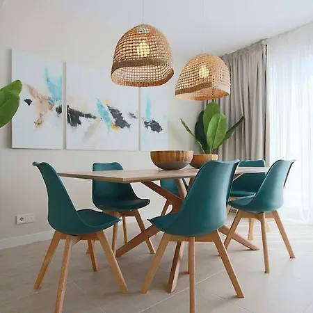 Vanian Gardens Penthouse *