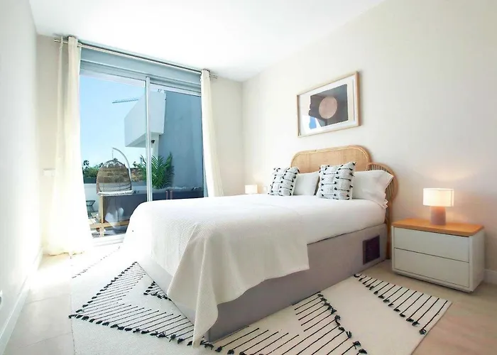 Vanian Gardens Penthouse *