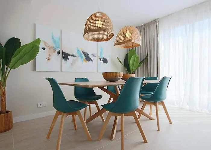 Vanian Gardens Penthouse *