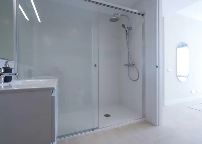 Vanian Gardens Penthouse *